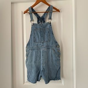 Women’s Gap Denim Shorteralls